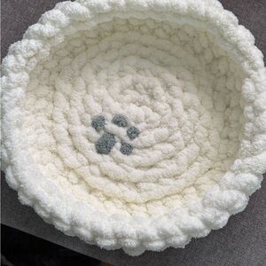 Cozy White Pet Bed with Paw Design